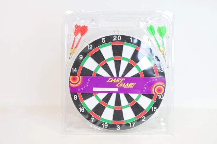Dartscheibe mit Steel-Tip-Darts