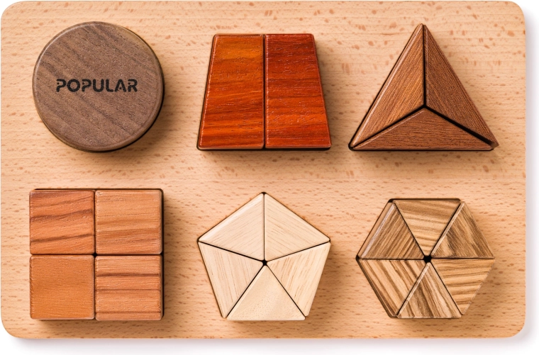 Holz-Steckpuzzle „Formen auf dem Brett“