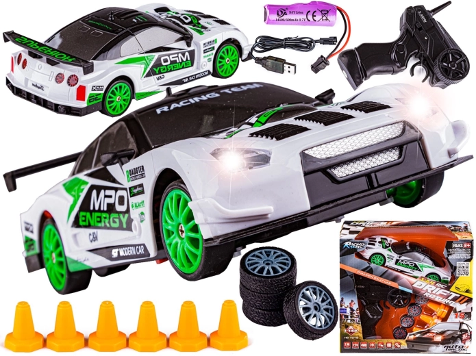 RC-Driftauto Nissan GT-R 1:24 2,4 GHz 4WD weiß