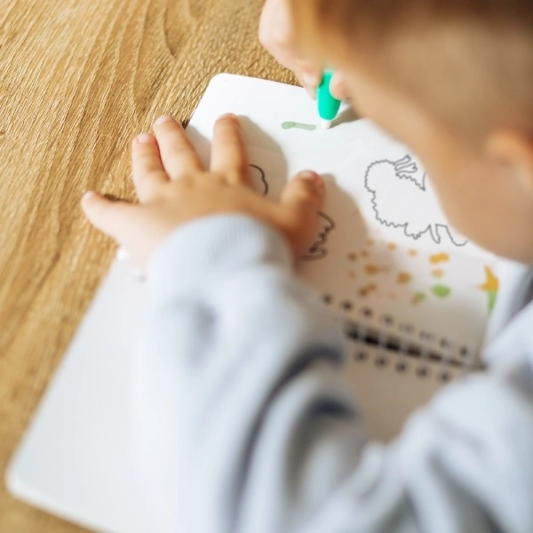 Magisches Wasser-Malbuch Märchen für Kinder