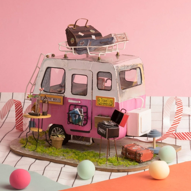 Miniatur-DIY-Bausatz 'Party Caravan' von RoboTime