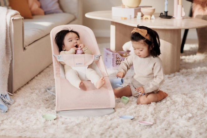 BABYBJÖRN - Wippe BALANCE SOFT MESH - Grau/Weiß – Rosa/Weiß