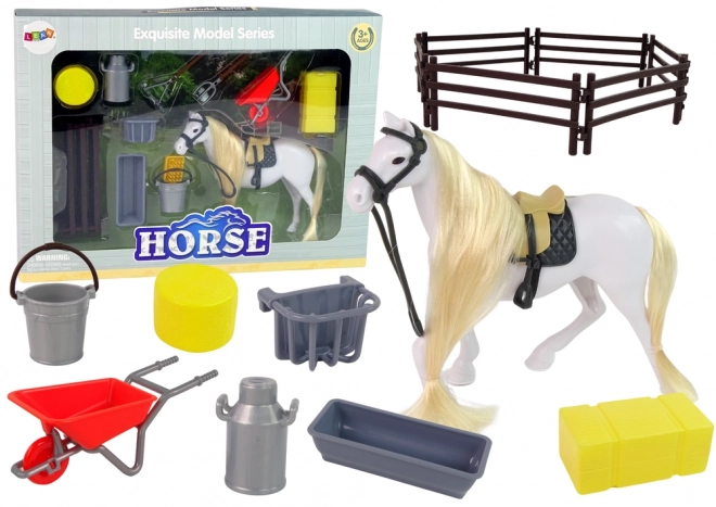 Pferd zum Pflegen mit Zubehör und Stall