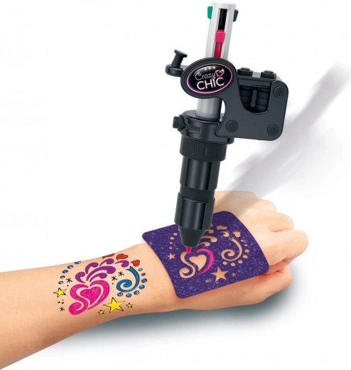 Zeichnen und Sprühen mit Schablonen