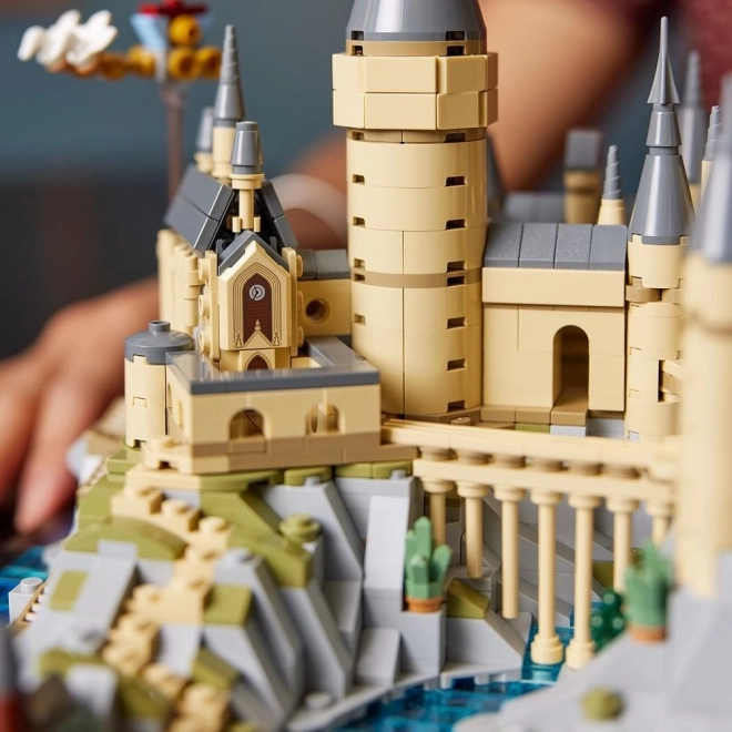 Zauberhafter LEGO® Harry Potter™ Hogwarts Schloss Modell