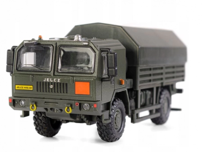 Militärisches Modell Fahrzeug Jelcz 442.32 im Maßstab 1:50