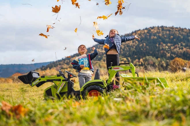 Trettraktor Claas Axos mit Front- und Heckschaufel + Anhänger