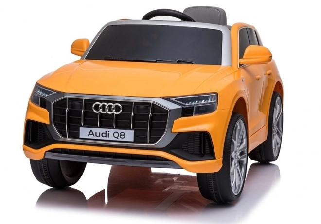 Gelber Audi Q8 Elektroauto für Kinder