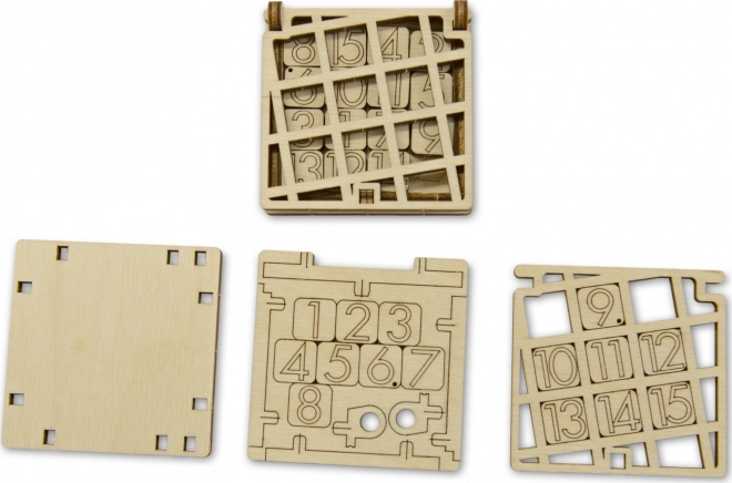 Holzpuzzle 3D Schiebespiel