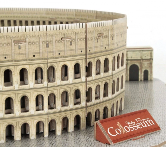 Detailliertes 3D-Puzzle-Modell des Kolosseums