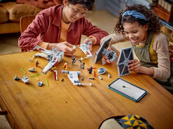 LEGO Star Wars TIE- und X-Wing-Kombinationsset