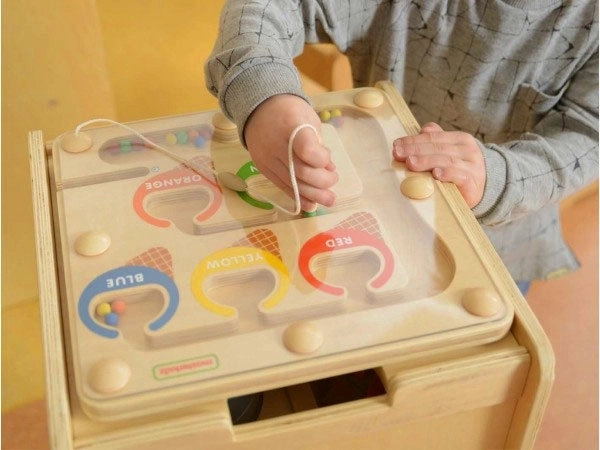 Masterkidz magnetisches Farbenlabyrinth für Kinder