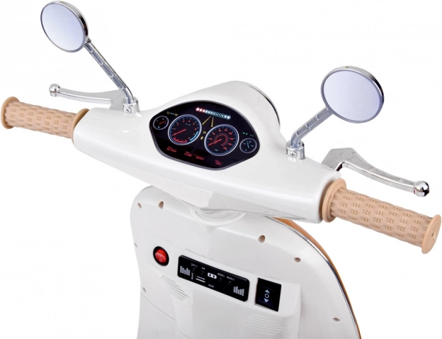 Klassischer elektrischer Kinderscooter orange – Grün