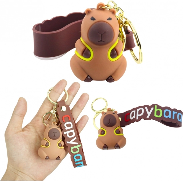 Anhänger Kapybara mit gelbem Rucksack