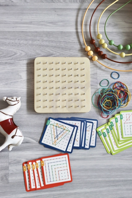 Holz-Geoplan-Spiel mit Gummibändern für Kinder