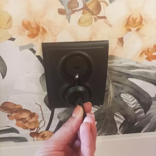 Einfache Montage mit Schlüssel im Lieferumfang