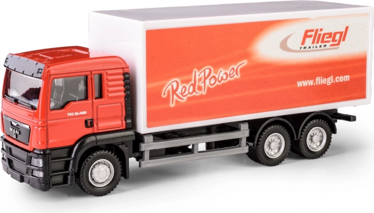 Öffnende Hecktüren des Anhängers