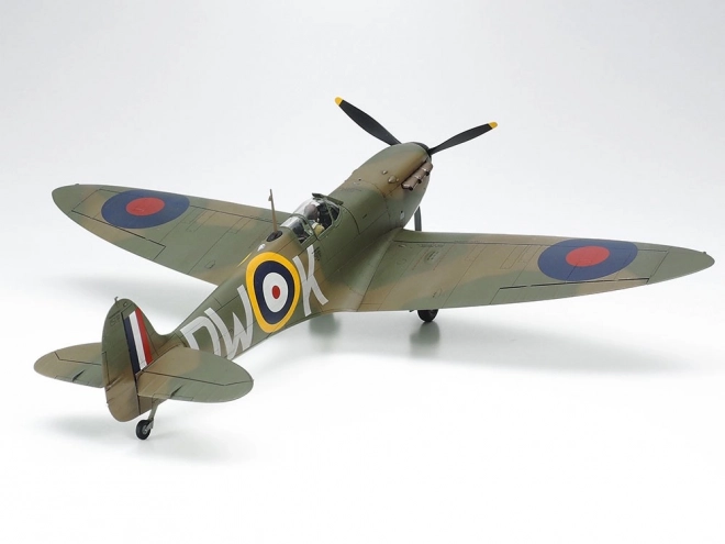 Plastikmodellflugzeug Supermarine Spitfire Mk.I