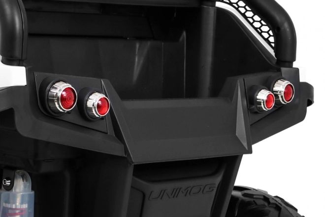 Fahrzeug Mercedes BENZ UNIMOG Weiß