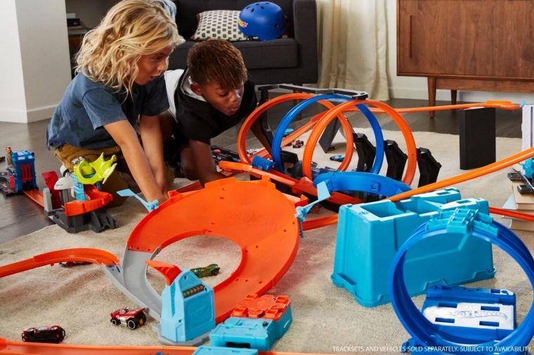 Modulare Strecke für kreatives Bauen