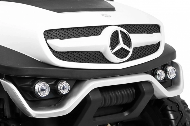Fahrzeug Mercedes BENZ UNIMOG Weiß