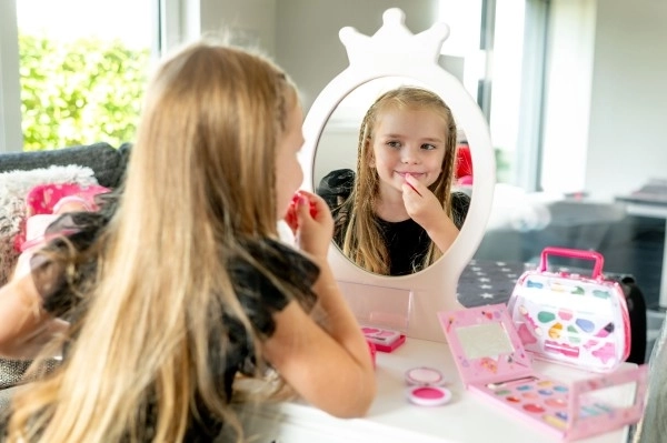 Make-up-Set für Kinder in Plastik-Koffer