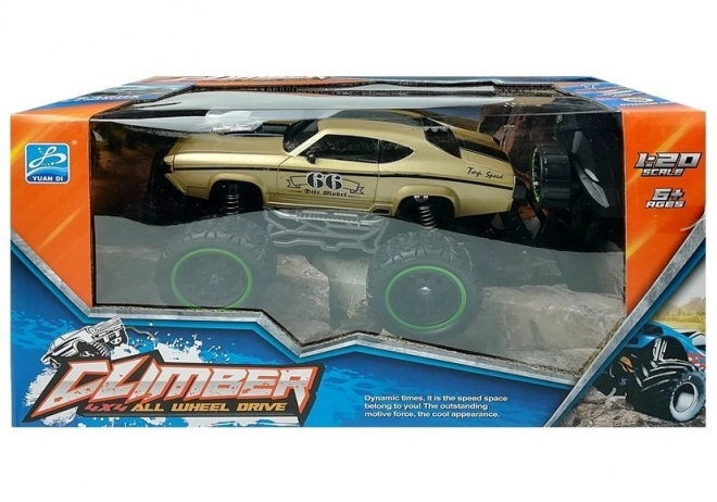 Ferngesteuertes Auto mit goldenen großen Rädern