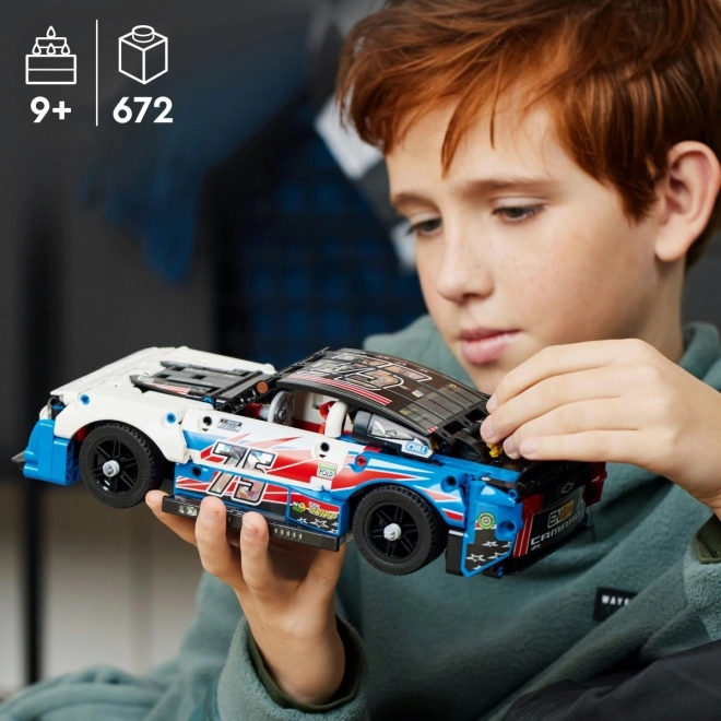 Lego Technic Chevrolet Camaro ZL1 NASCAR Modell