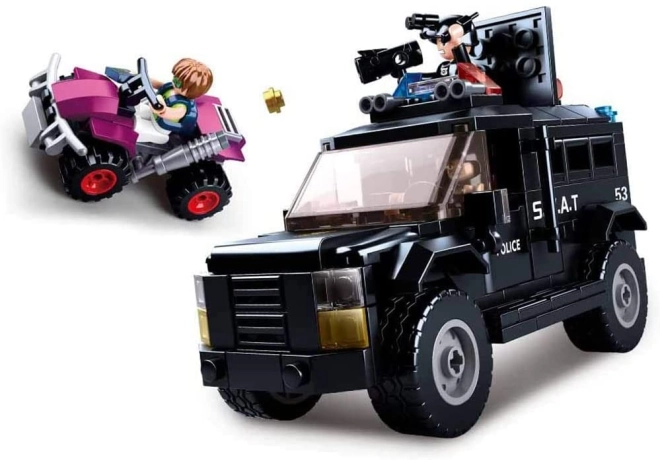 Actionreiches SWAT-Fahrzeug voller Details