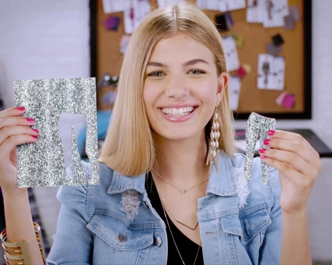 Silberner Glitzermaterial