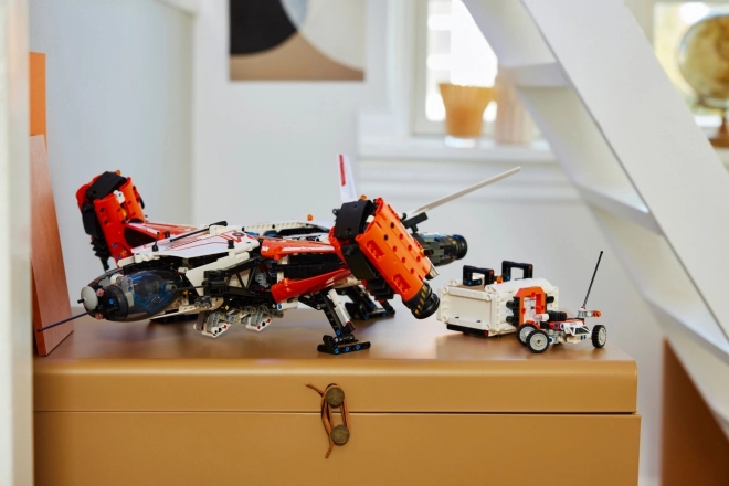 LEGO Technic VTOL Transportraumschiff