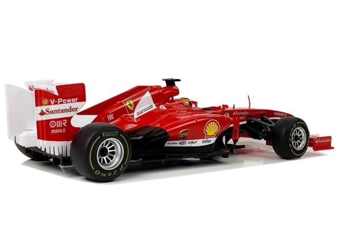 Rennwagen Formel 1 Ferrari F138 Rot 1:12