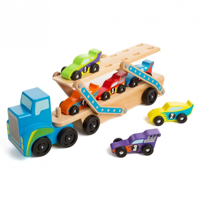 Großer Lastwagen mit Rennwagen