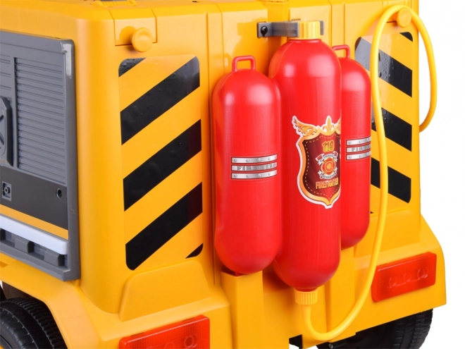 Batteriebetriebenes Auto mit beweglichem Arm und Lichteffekten