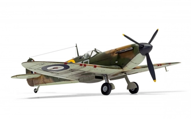 Modellbausatz Supermarine Spitfire Mk.1a im Maßstab 1:48