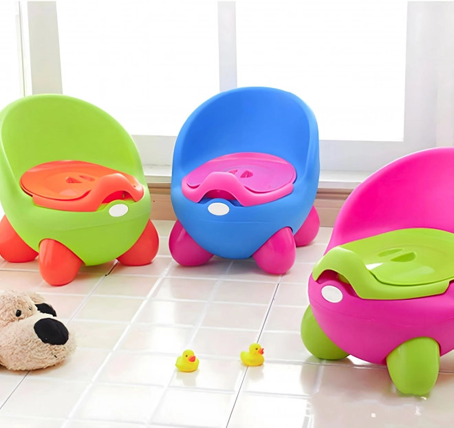 Töpfchen für Kinder mit rutschfesten Beinen und herausnehmbarer Schale in Grün von ECOTOYS