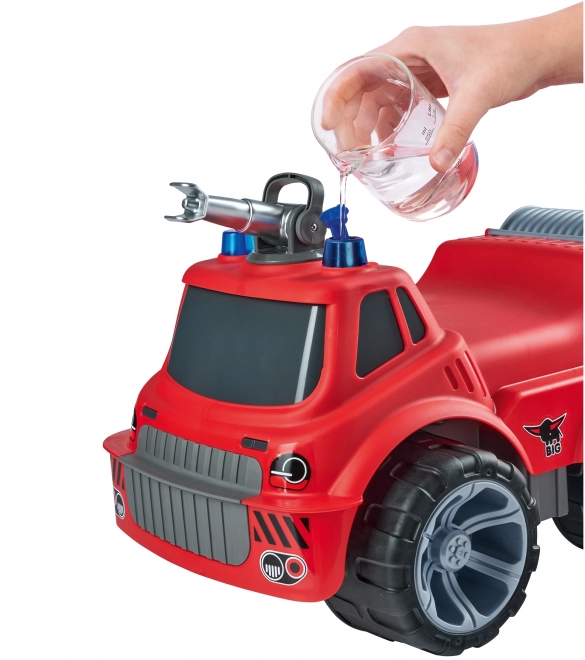 Riesiges Feuerwehrfahrzeug Power Worker
