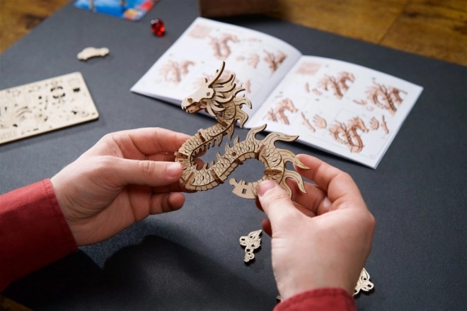 Ugears 3D Holzpuzzle Drachen Modell