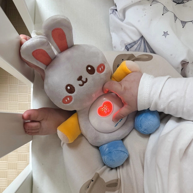 Interaktiver Plüschhase für Babys