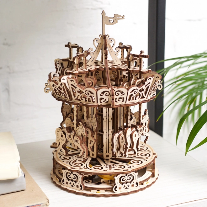 Ugears 3D-Karussell-Puzzle