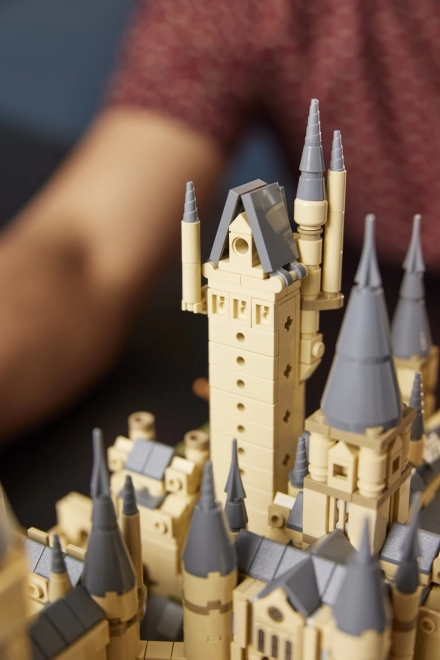 Zauberhafter LEGO® Harry Potter™ Hogwarts Schloss Modell