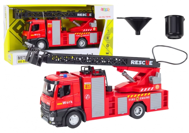 Roter Feuerwehrwagen mit ausziehbarem Arm und Wassereffekten