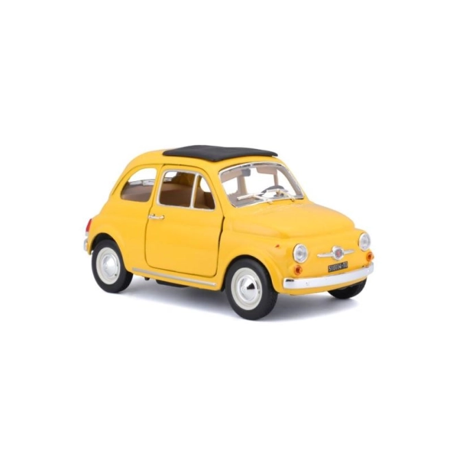 Klassischer Fiat 500 F Modellauto Gelb