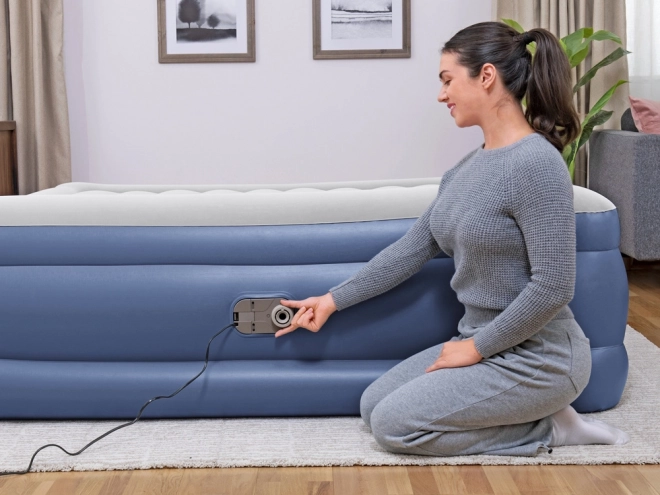 Bestway Matratze für 2 Personen integrierte Tritech Air Pumpe 203x193x56cm King 67692