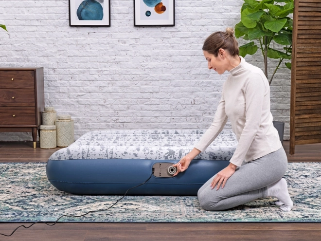 Bestway Doppelmatratze Queen mit eingebauter Pumpe