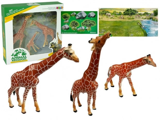 Bildungsfiguren Giraffenfamilie mit Afrika-Hintergrund