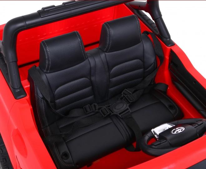 Toyota Hilux Batterie Kinderauto Rot + Allradantrieb 4x4 + Fernbedienung + 2 Gepäckträger + MP3-Radio + LED-Diode