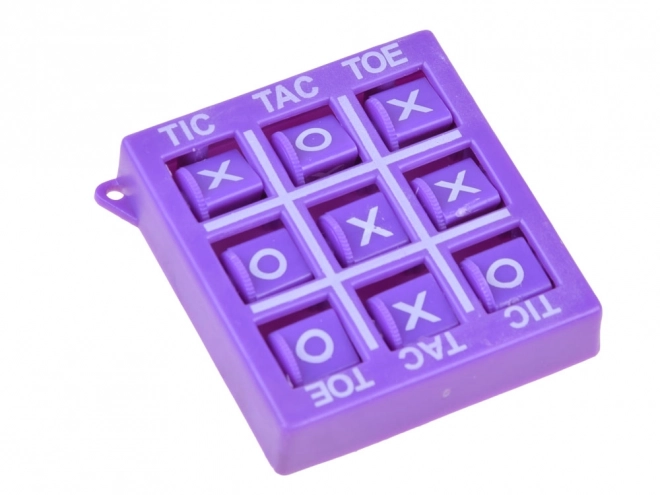 Tic Tac Toe Spiel für Kinder in der Taschenversion