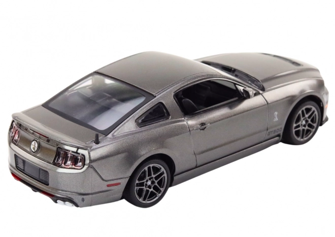 Ford Shelby GT500 Modellauto Maßstab 1:24 Silber