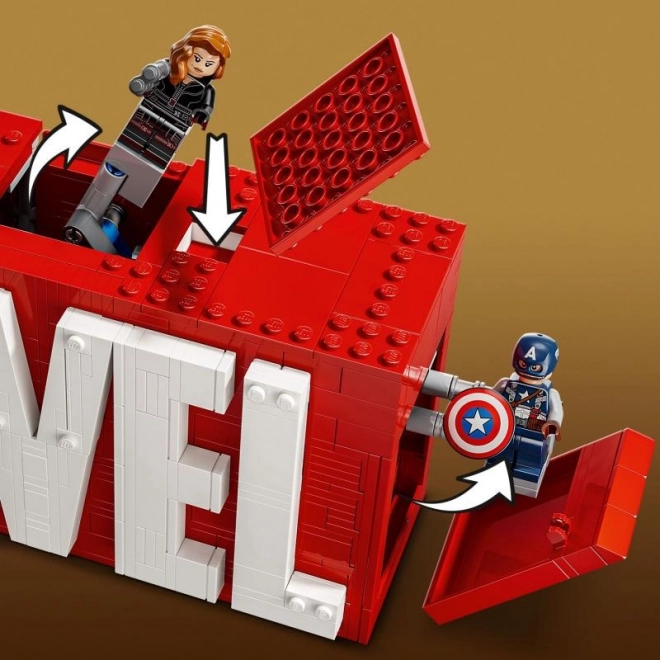 Marvel Logo mit Minifiguren Bausteinset